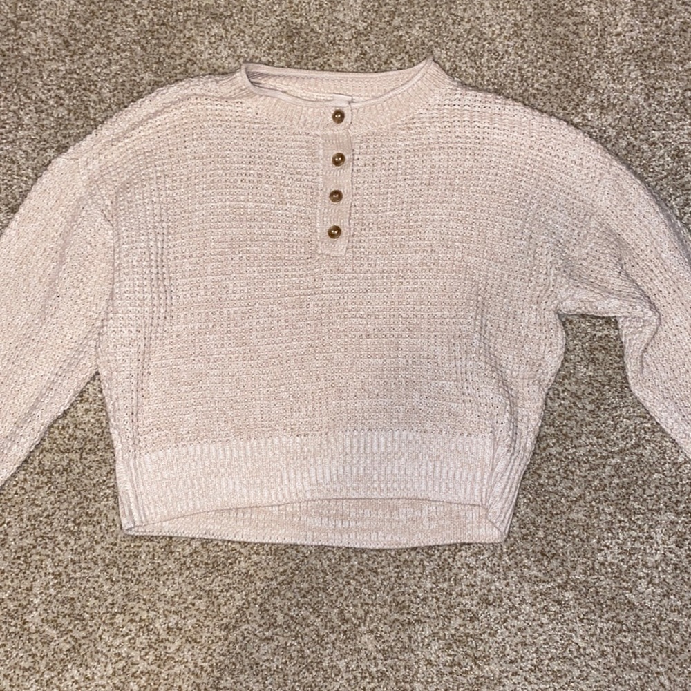 Aeropostale cream sweater